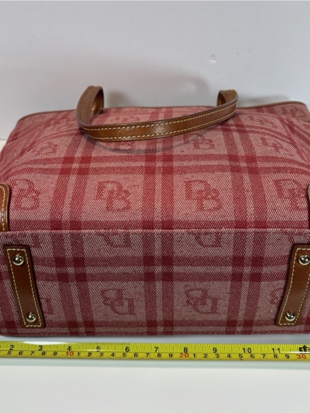 Dooney And Bourke Red Plaid Canvas Signature Large Tote/Red Leather Zip Wallet - Picture 9 of 16